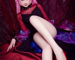 长腿性感美女cosplay黑暗小姐妩媚大胆写真图片
